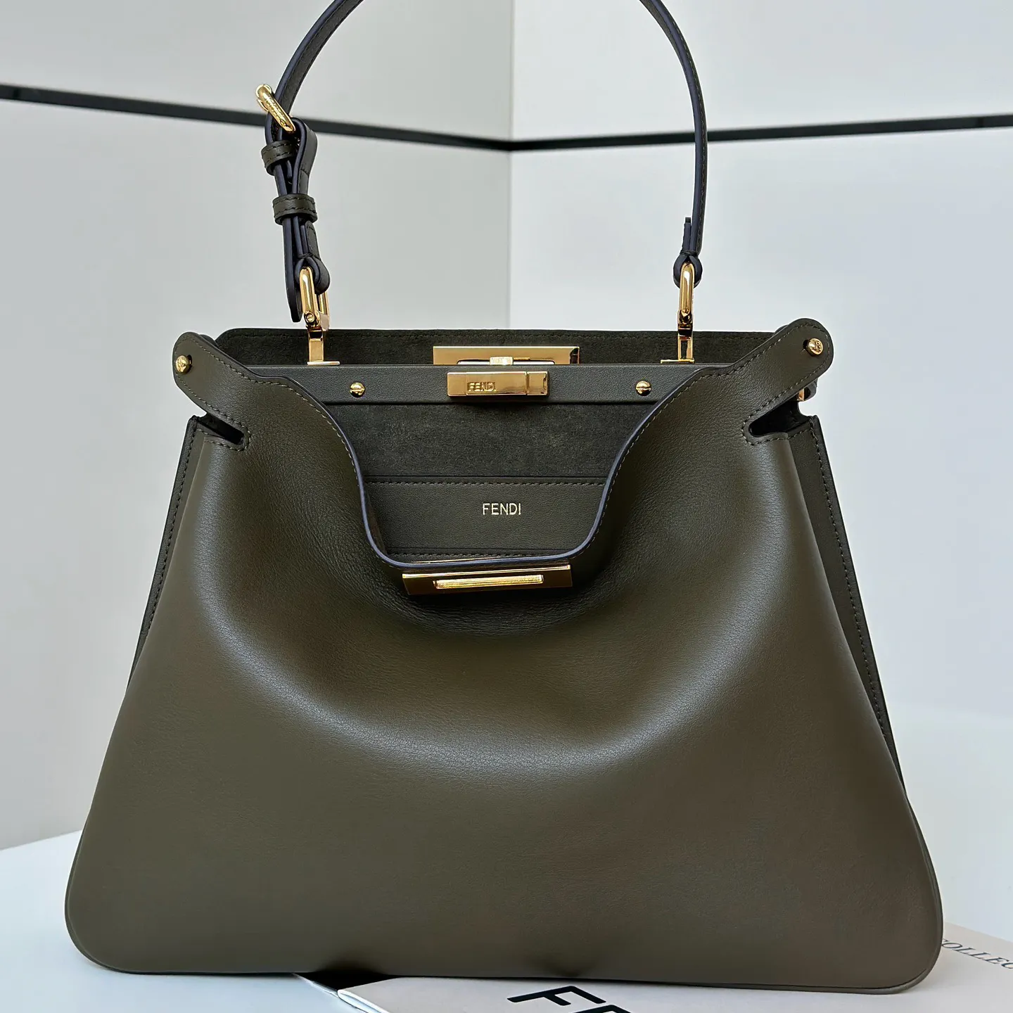 Fendi Peekaboo Shoulderbag