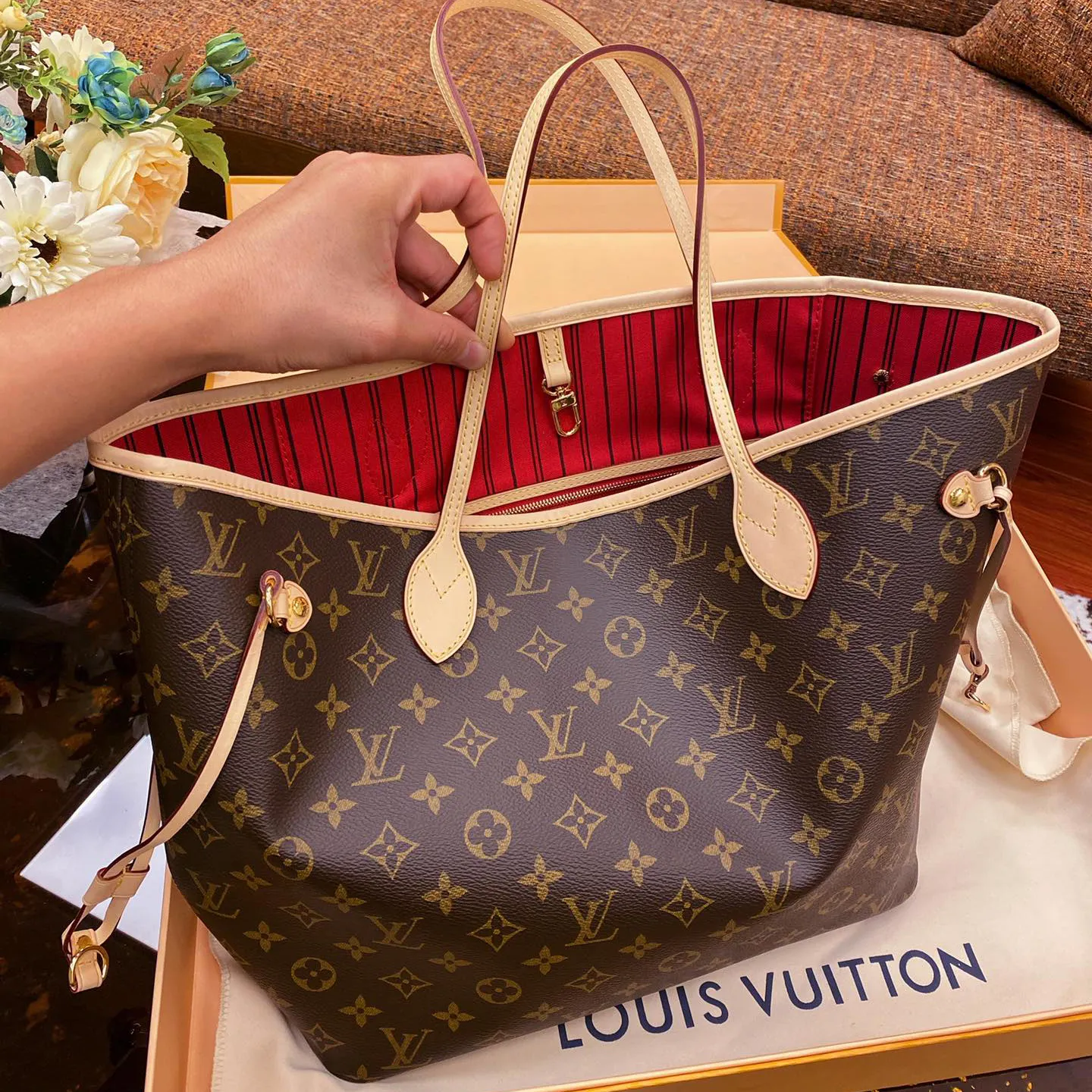 LV Neverfull Shopping Bag - M41177